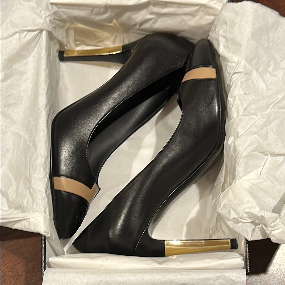 Authentic Chanel Black and Cream Women's High Heels - Picture 12 of 15